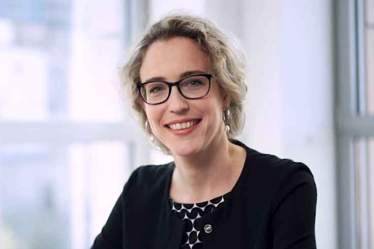 Dr Juliane Hoffmann