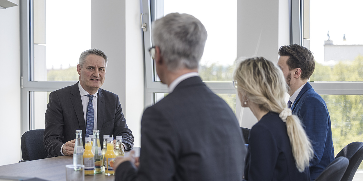 [Translate to English:] 