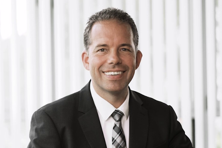 Dr Tom Giesen